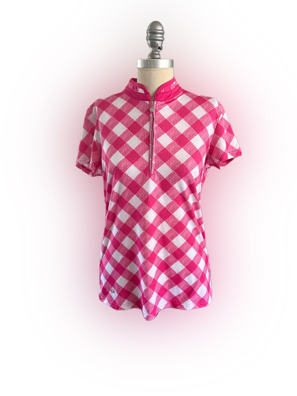 Daily Sports Women’s Short Sleeve Quarter Zip Up Golf Pink and White Top. M